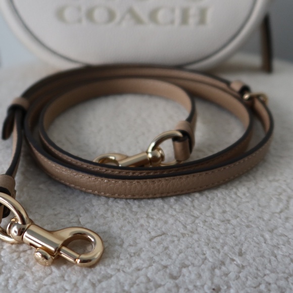 Coach Colorblock Camera Bag With Horse And Carriage - Chalk /Vanilla Cream New - Picture 14 of 14